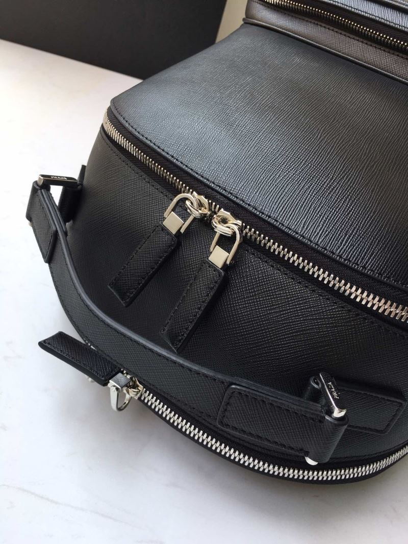 Pra*a backpacks